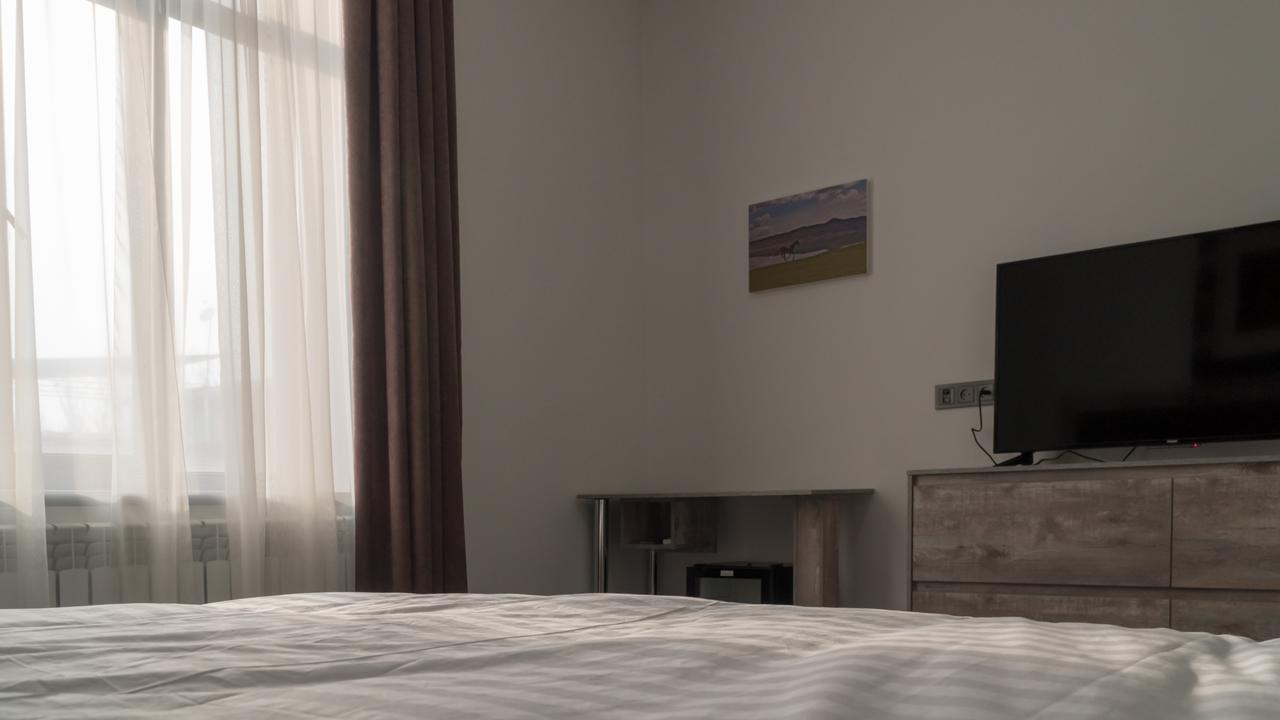 Home Guest Residence Bisjkek Eksteriør bilde