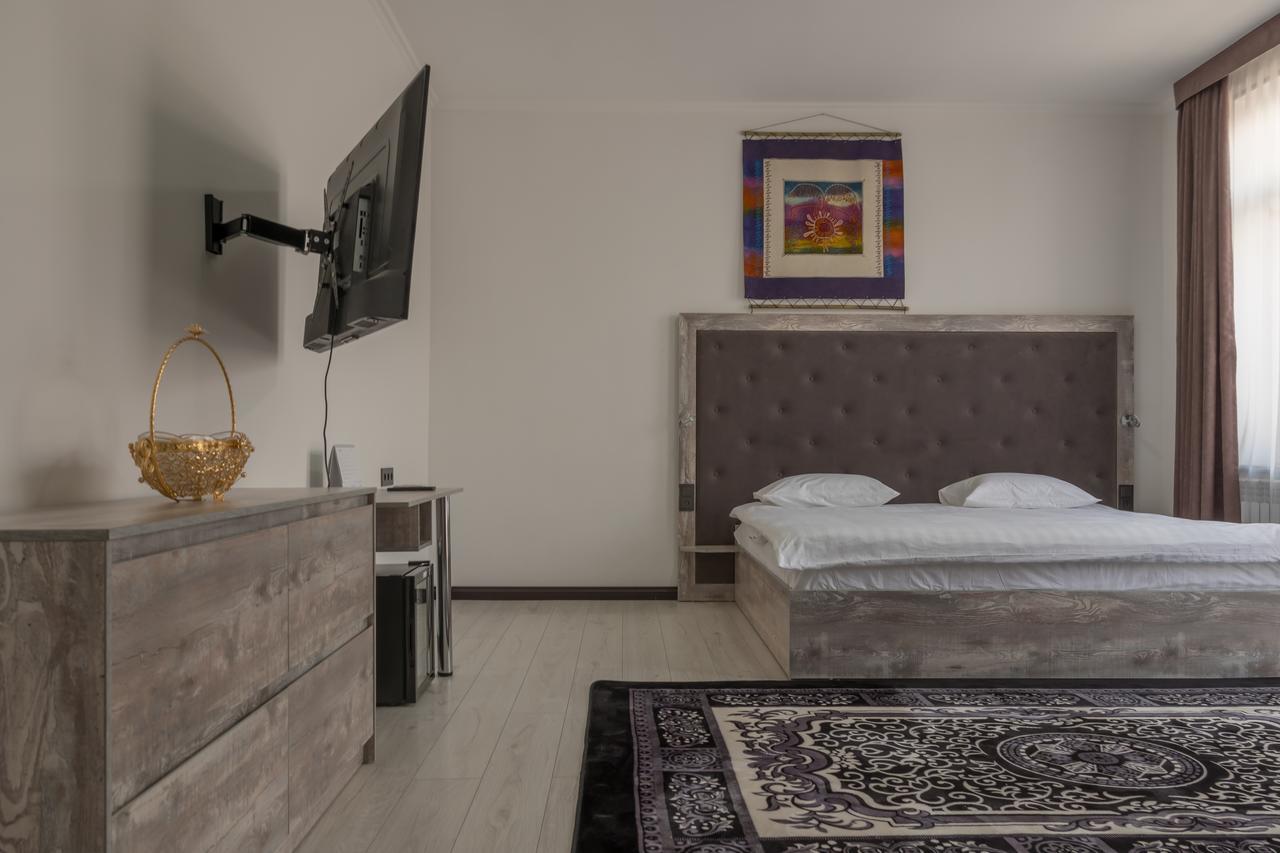Home Guest Residence Bisjkek Rom bilde